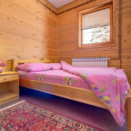 Dobro Apartman